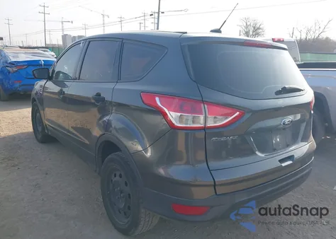2016 Ford Escape S z USA, uszkodzony, nr VIN 1FMCU0F76GUC42005